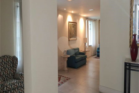 Apartamento à venda com 3 quartos, sendo 1 suíte, em Indianópolis, São Paulo, SP