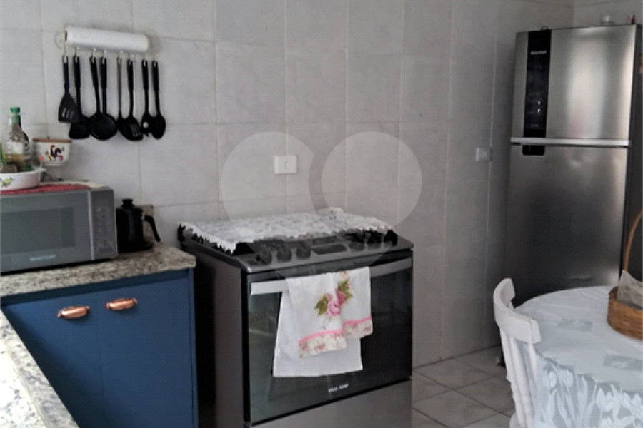 Sobrado à venda com 2 quartos em Tremembé, São Paulo, SP