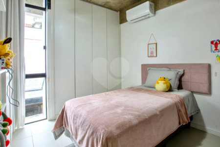 Casa à venda com 3 quartos, sendo 1 suíte, em Brooklin, São Paulo, SP