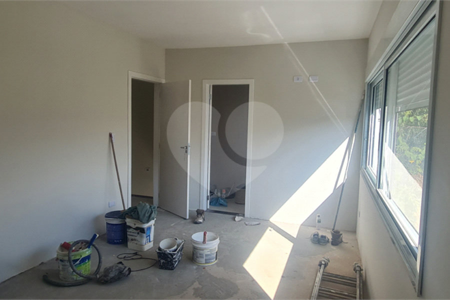 Casa à venda com 3 quartos, sendo 1 suíte, no condomínio Estancia da Serra / Residencial Nova Mairipora, Mairiporã - SP
