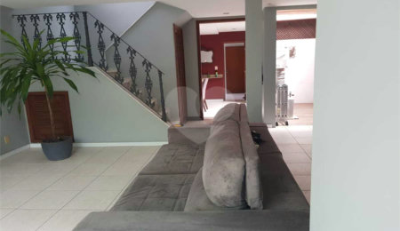 Casa à venda com 3 quartos, sendo 1 suíte,  em Jacarepaguá, Rio de Janeiro, RJ