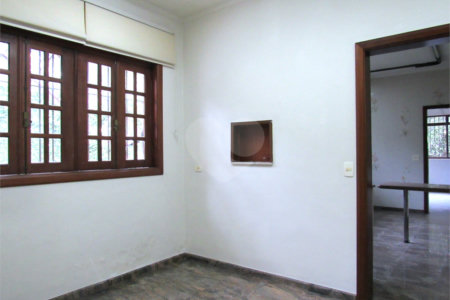 Casa à venda com 3 suítes em Alto da Boa Vista, São Paulo, SP