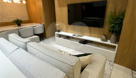 Apartamento à venda com 3 quartos, sendo 1 suíte,  em Indianópolis, São Paulo, SP