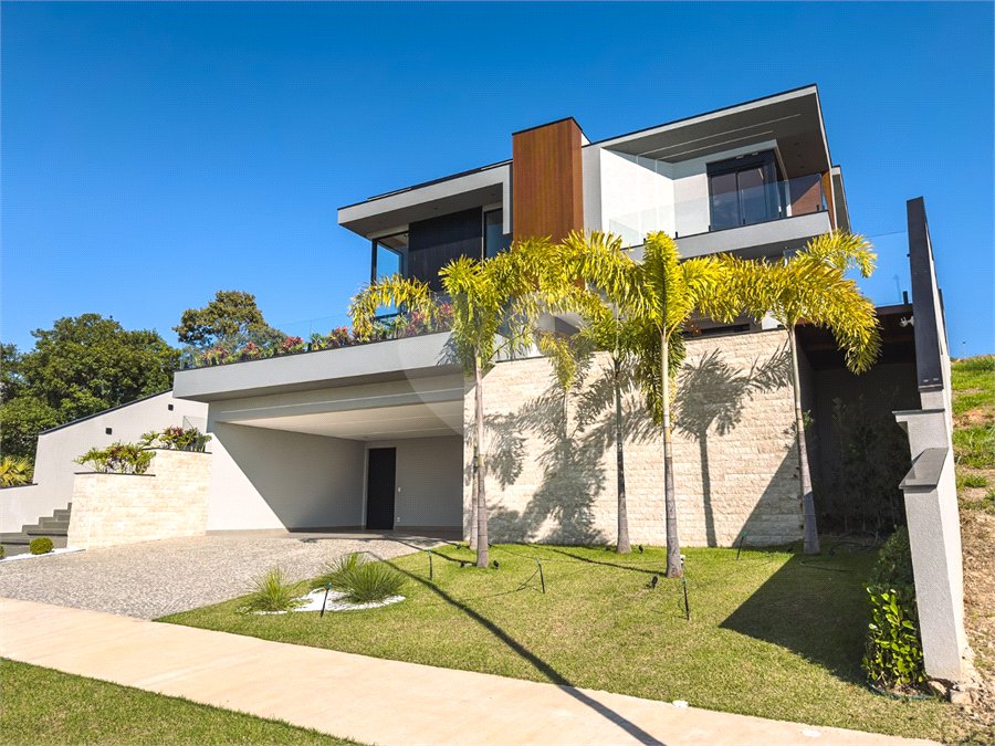 Casa à venda com 4 suítes, no condomínio Villa dos Pinheiros, Indaiatuba - SP