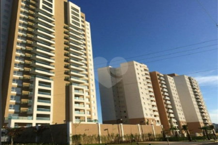 Apartamento à venda com 3 quartos, sendo 1 suíte,  em Jardim Emília, Sorocaba, SP