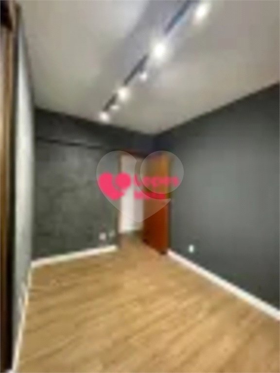 Apartamento à venda com 2 quartos em Vila São Benedito, São José dos Campos, SP