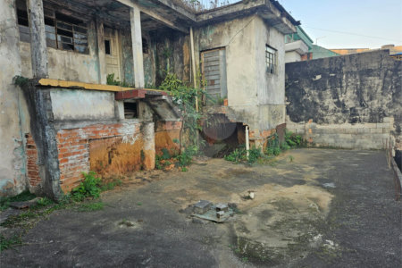 Terreno à venda em Jardim Miriam, São Paulo, SP