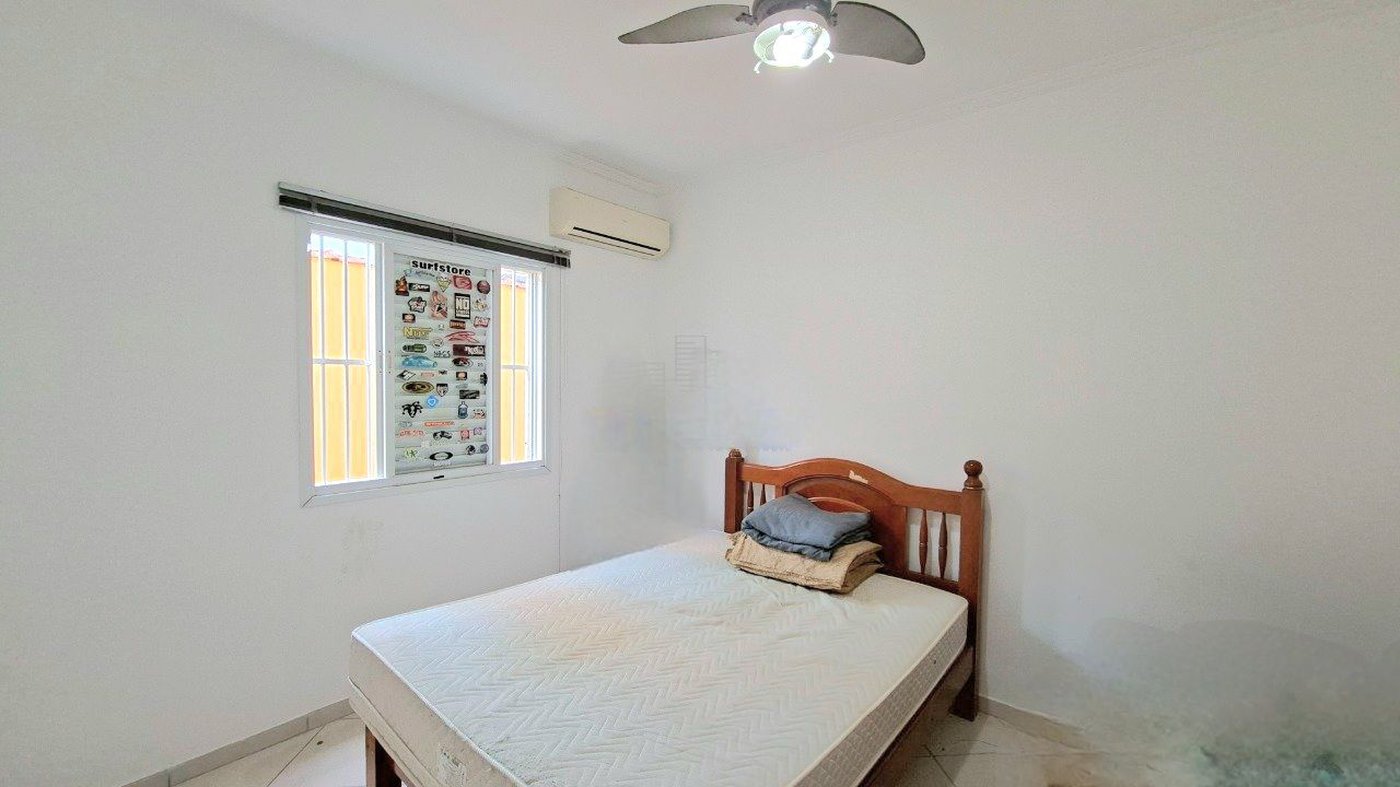 Casa com 3 dormitórios à venda, 182 m² por R$ 1.390.000,00 - Campo Grande - Santos/SP