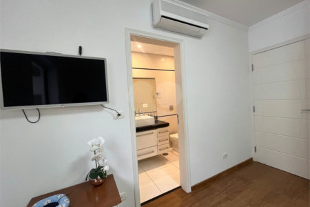 Casa à venda com 6 suítes no condomínio Chácara Francesa, São Paulo - SP