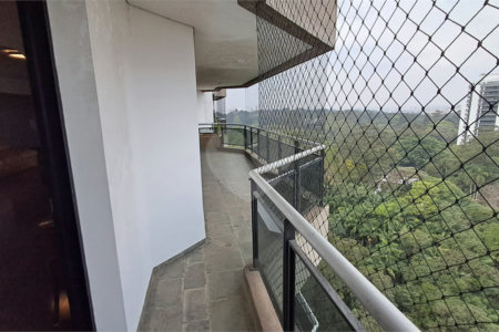 Apartamento para alugar com 4 quartos, sendo 3 suítes, em Santo Amaro, São Paulo, SP