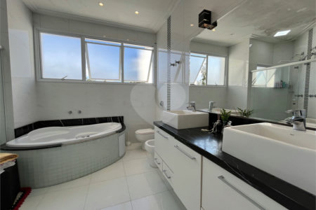 Casa à venda com 3 suítes no condomínio Reserva Nova Cantareira, São Paulo - SP