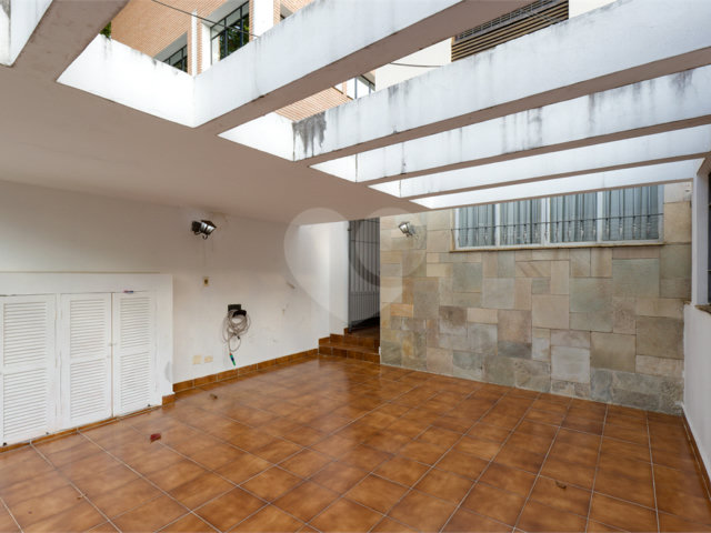 Casa à venda com 3 quartos, sendo 1 suíte,  em Campo Belo, São Paulo, SP