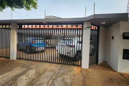 Casa à venda com 3 quartos, sendo 1 suíte, em Vila Harmonia, Araraquara, SP