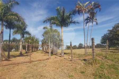 Sitio no Jardim Embaré
