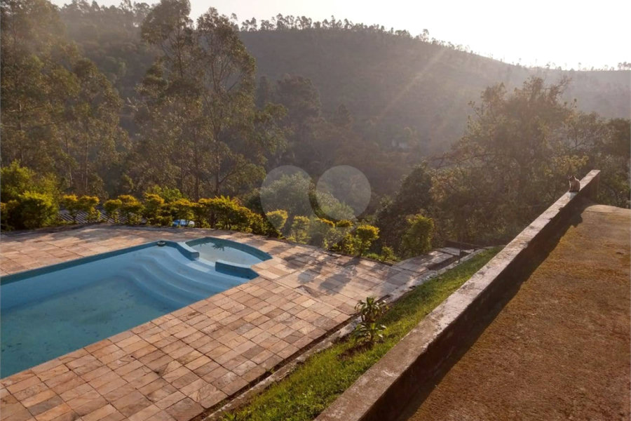Chácara à venda com 3 quartos, sendo 1 suíte, em Jardim dos Lagos, Franco da Rocha, SP