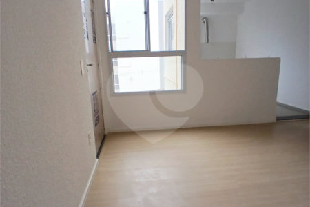 Apartamento para alugar com 2 quartos em Santa Cruz, Rio de Janeiro, RJ