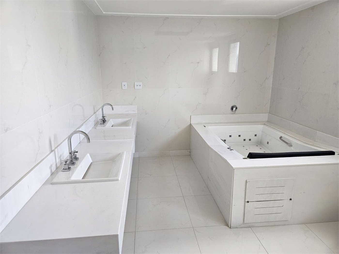 Apartamento com 4 dormitórios à venda, 538 m² por R$ 7.500.000,00 - Ponta da Praia - Santos/SP