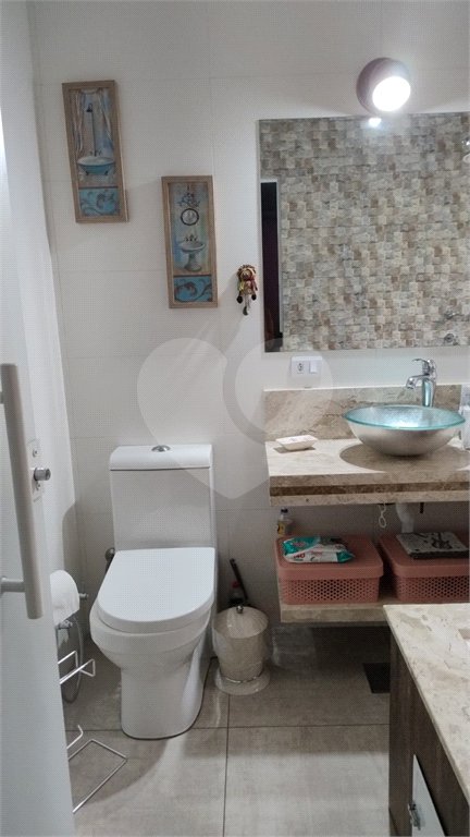 Casa à venda com 3 quartos, sendo 2 suítes, em Capela, Vinhedo, SP
