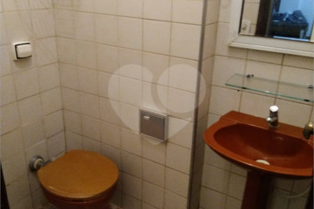 Sobrado à venda com 4 quartos, sendo 2 suítes,  em Instituto de Previdência, São Paulo, SP