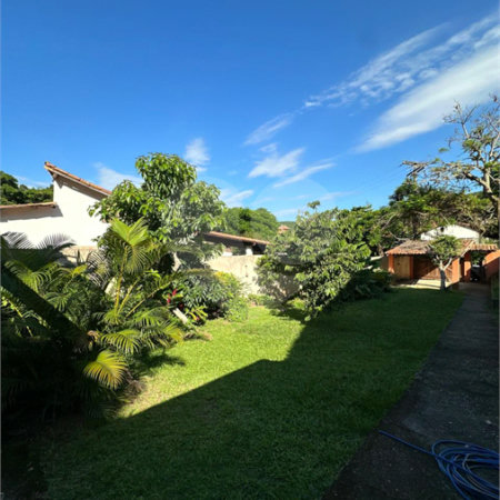 Casa em condomínio à venda com 3 quartos, sendo 2 suítes,  em Peró, Cabo Frio, RJ