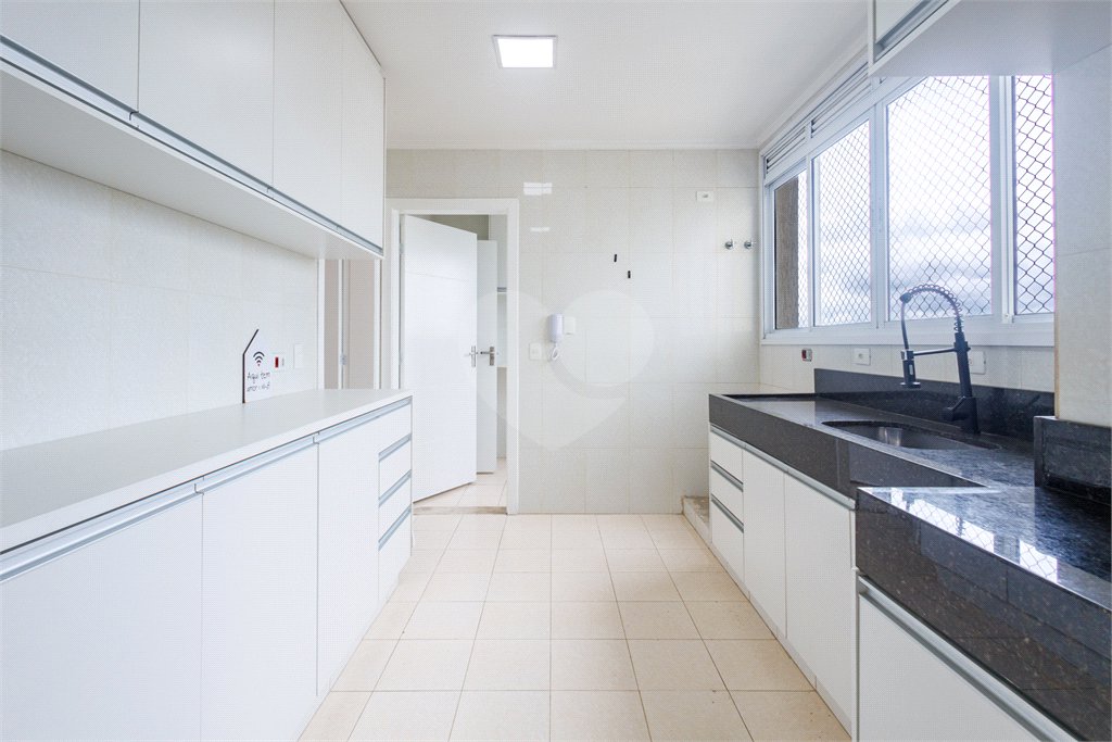 Apartamento à venda com 4 quartos, sendo 2 suítes,  em Indianópolis, São Paulo, SP