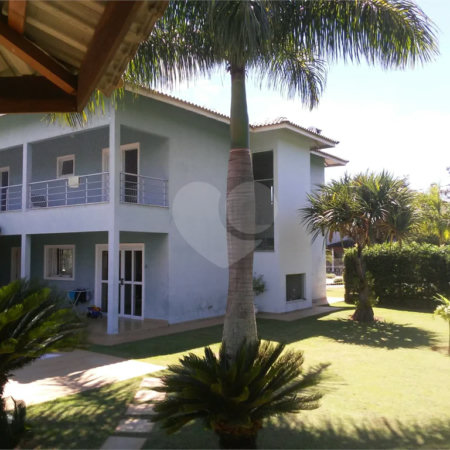 Casa à venda com 3 suítes no condomínio Residencial dos Lagos, Itupeva - SP