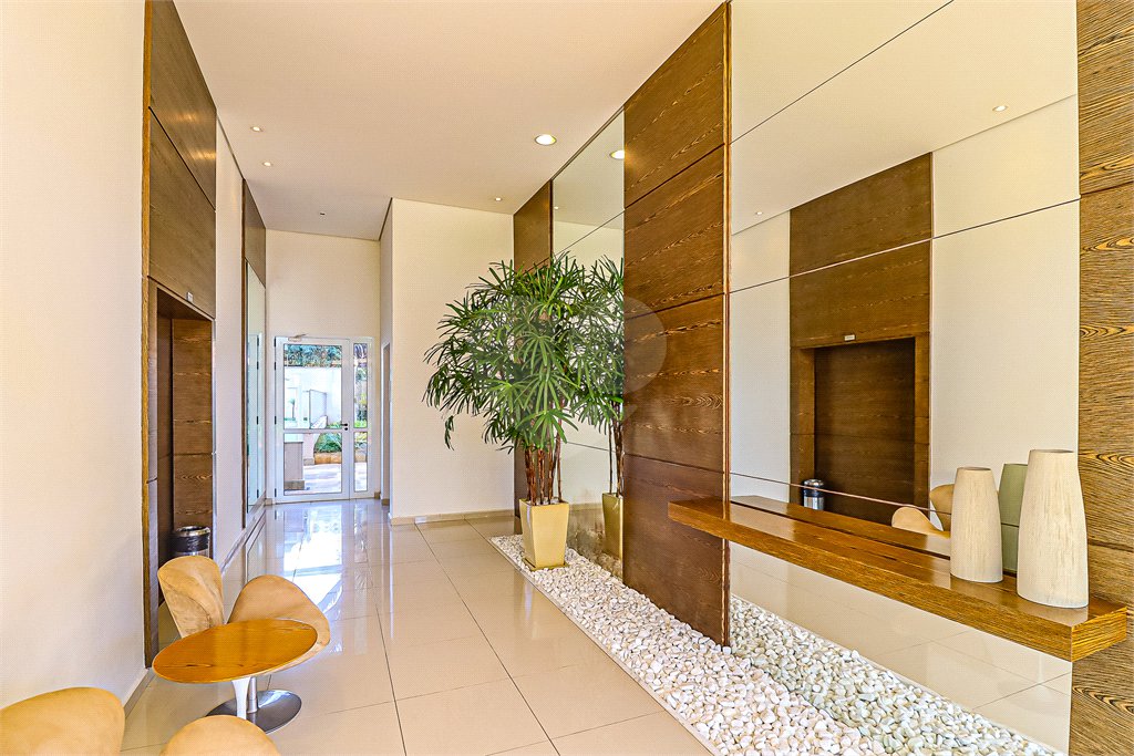 Apartamento à venda com 3 suítes em Vila Mariana, São Paulo, SP