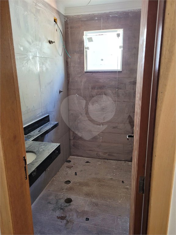 Casa à venda com 3 quartos, sendo 1 suíte, no condomínio Vale dos Gansos, Mairiporã - SP