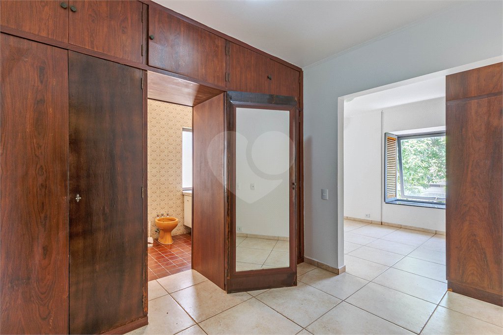 Casa à venda com 3 quartos, sendo 1 suíte,  em Granja Julieta, São Paulo, SP
