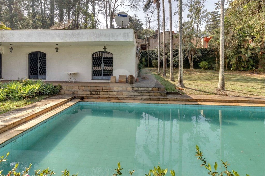 Casa à venda com 4 suítes no condomínio Chácara Flora, São Paulo - SP