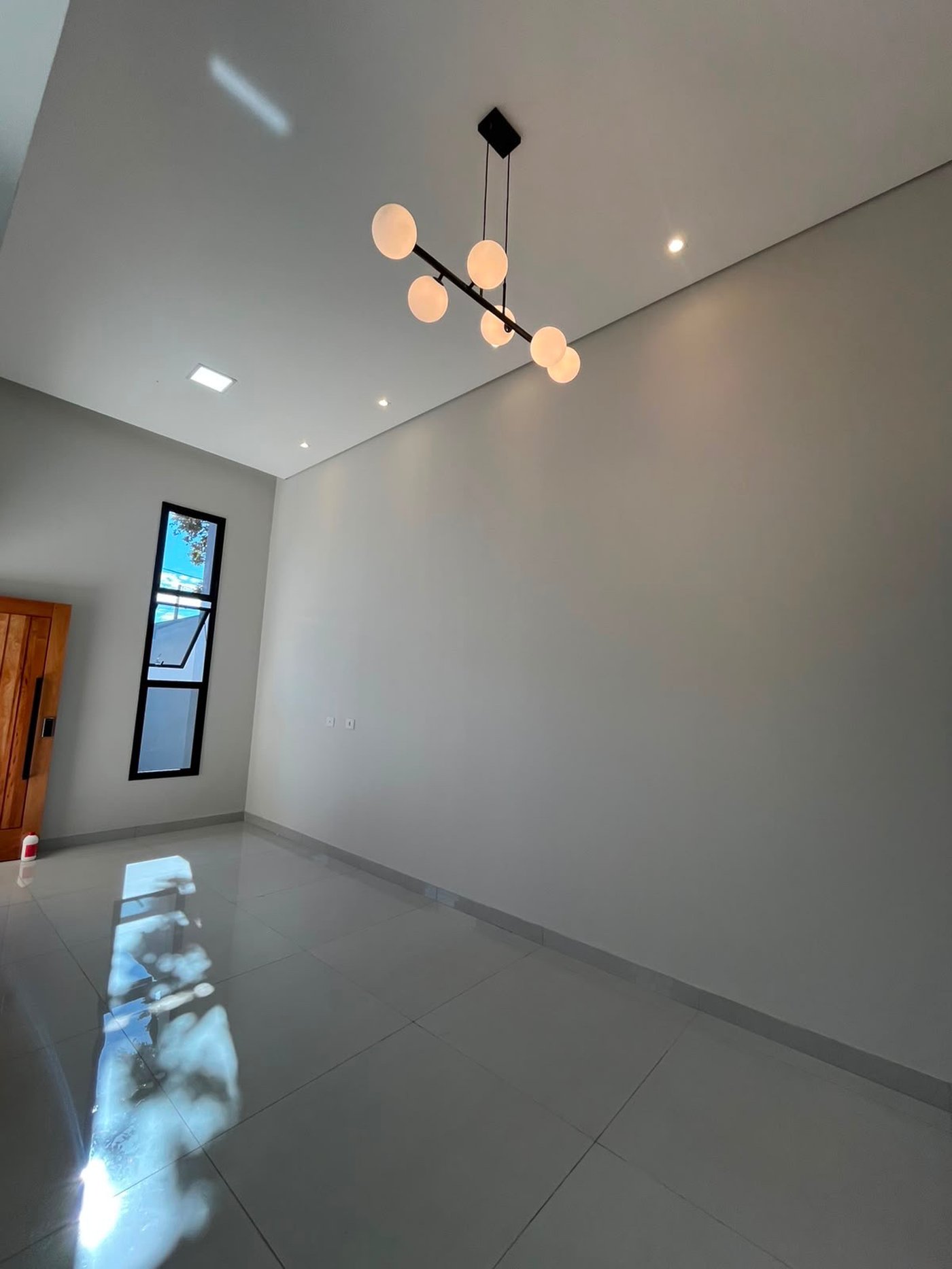 Casa à venda com 3 quartos, sendo 1 suíte,  em Bela Vista da Lagoa, Três Lagoas, MS