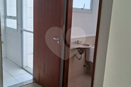 Casa à venda com 2 suítes no condomínio Residencial Vila de Motalegre, São Paulo - SP