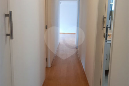 Apartamento à venda com 3 quartos, sendo 1 suíte, em Pinheiros, São Paulo, SP