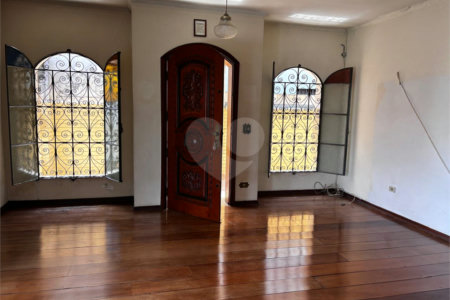 Casa à venda com 3 quartos, sendo 1 suíte, em Vila Aurora (zona Norte), São Paulo, SP