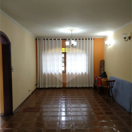 Casa à venda com 3 quartos, sendo 1 suíte, em Vila Irmãos Arnoni, São Paulo, SP