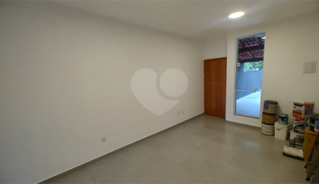 Casa de Vila à venda com 2 suítes em Jardim Regente, Sorocaba, SP