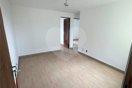 Casa para alugar com 2 quartos no condomínio Estrada do Preju, Itaquaquecetuba - SP