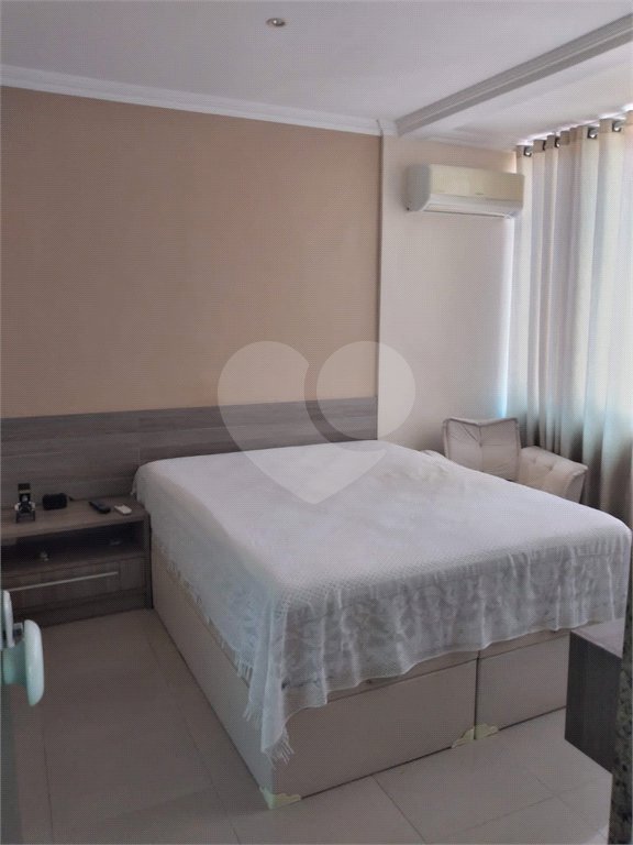 Casa à venda com 2 suítes no condomínio Residencial Colinas do Magarça, Rio de Janeiro - RJ