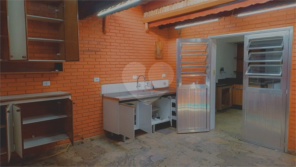 Sobrado à venda com 3 quartos em Bonfim, Osasco, SP