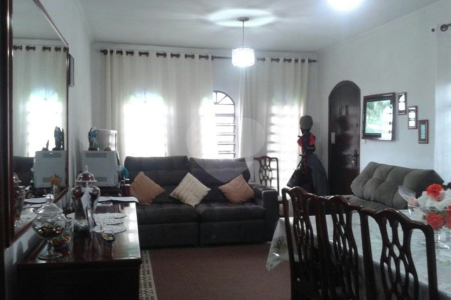 Casa à venda com 3 quartos, sendo 1 suíte, em Tremembé, São Paulo, SP