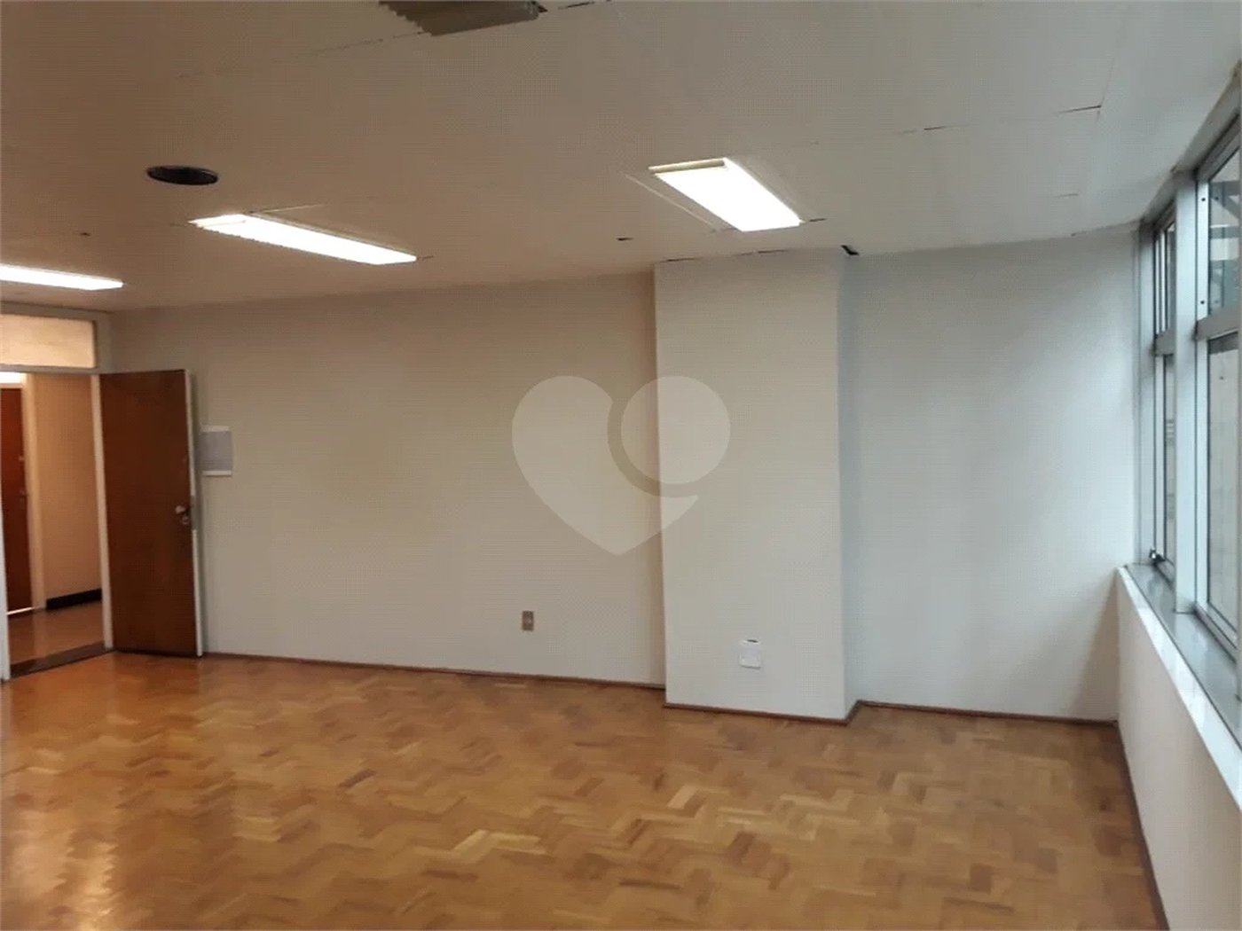 Conjunto Comercial na Av. Paulista, Anexo ao Metrô Brigadeiros