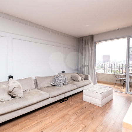 Apartamento à venda com 3 quartos, sendo 1 suíte, em Vila Madalena, São Paulo, SP