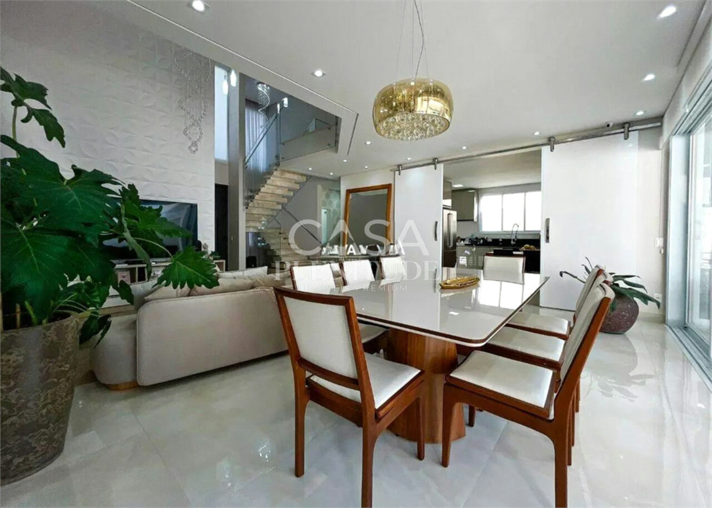 Casa em condomínio à venda com 3 suítes, em Iporanga, Sorocaba, SP