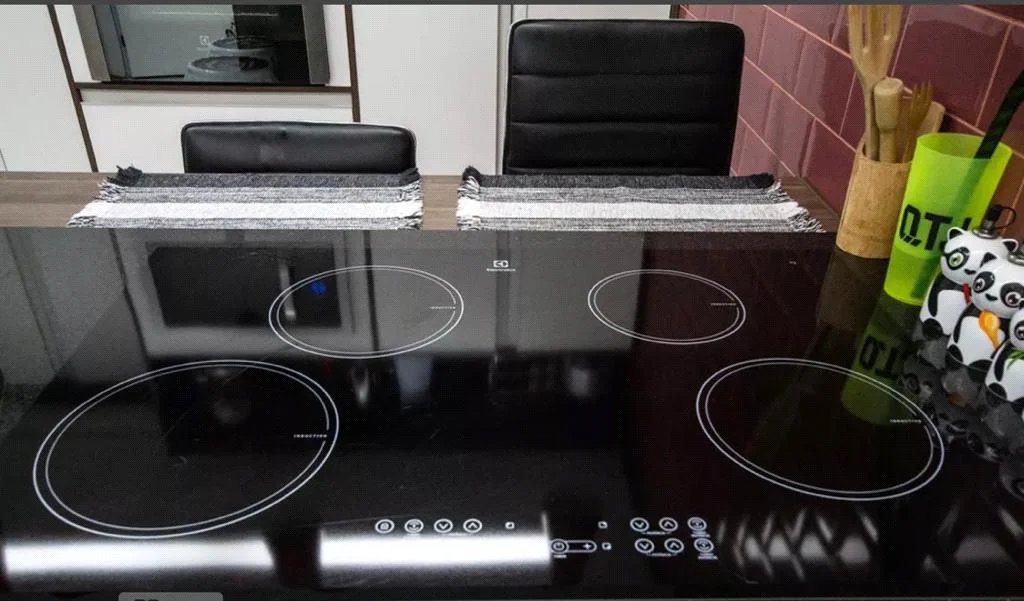 Apartamento à venda com 3 quartos, sendo 1 suíte,  em Jardim Vazani, São Paulo, SP