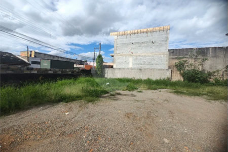 Terreno em Atibaia com 600 metros, pronto para construir, perfil para projetos residenciais e comerciais, excelente localização