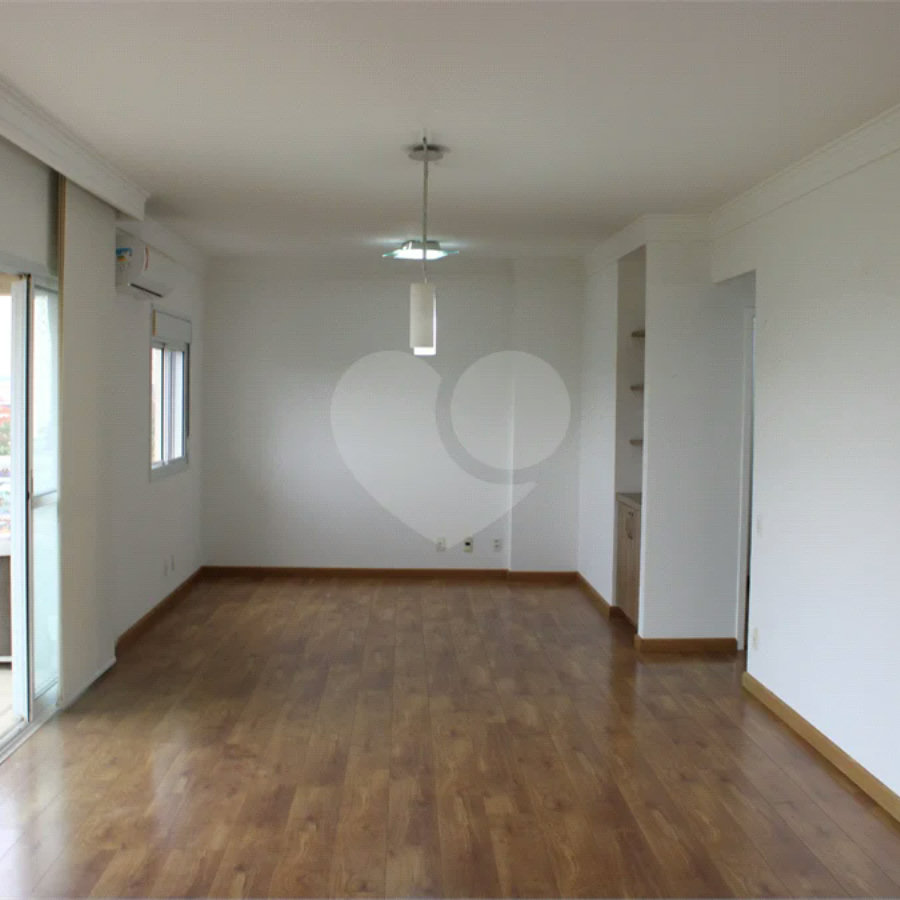 Apartamento de 3 Suítes com Vista Definitiva e Sol da Manhã no Condomínio Club House - Parque do Prado