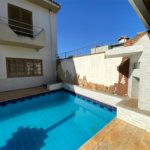 Casa/sobrado para venda com piscina no Santa Felícia Jardim
