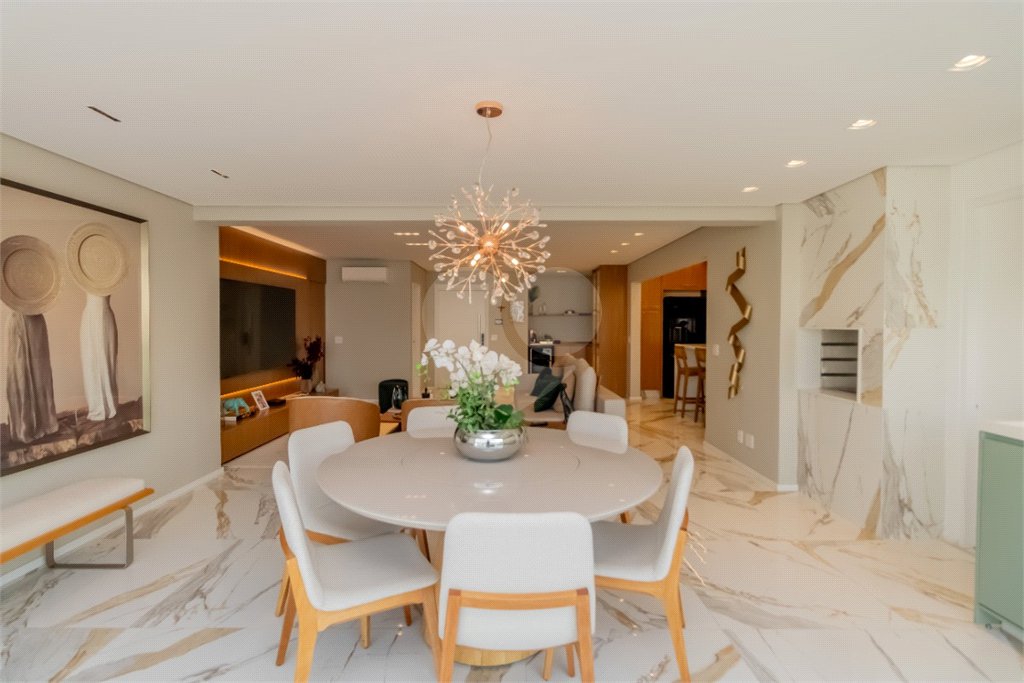 Apartamento à venda com 3 suítes em Vila Mascote, São Paulo, SP