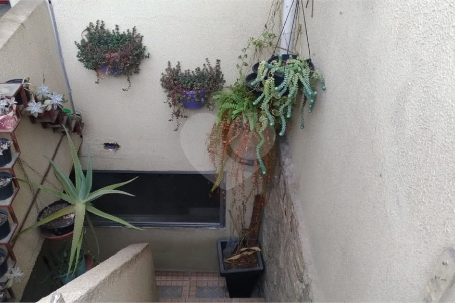 Sobrado à venda com 2 quartos em Tremembé, São Paulo, SP