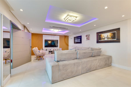 Apartamento à venda com 4 suítes em Vila Sofia, São Paulo, SP